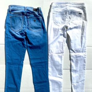 2 women Guess jeans lightly worn and very flattering/ both xs